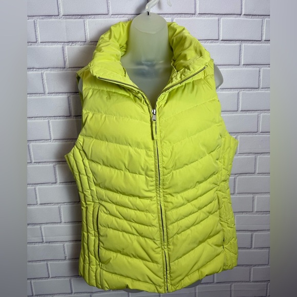 Talbots bright yellow-chartreuse women’s Puffer Vest - Size L - Picture 3 of 10